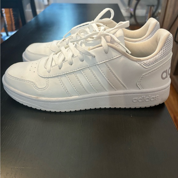 adidas Shoes - Adidas sneakers size 7 1/2